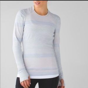 Lulu Lemon Top size M